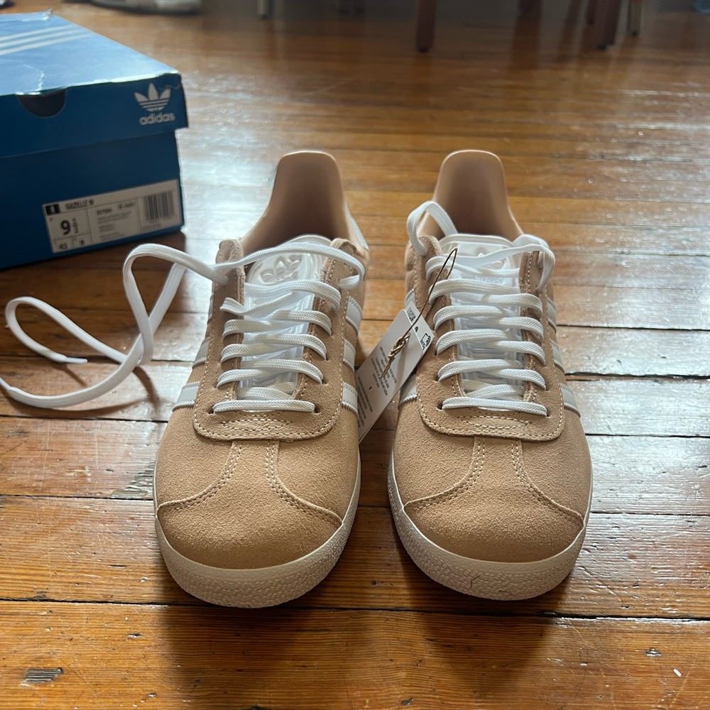 ADIDAS original GAZELLE sneakers beige